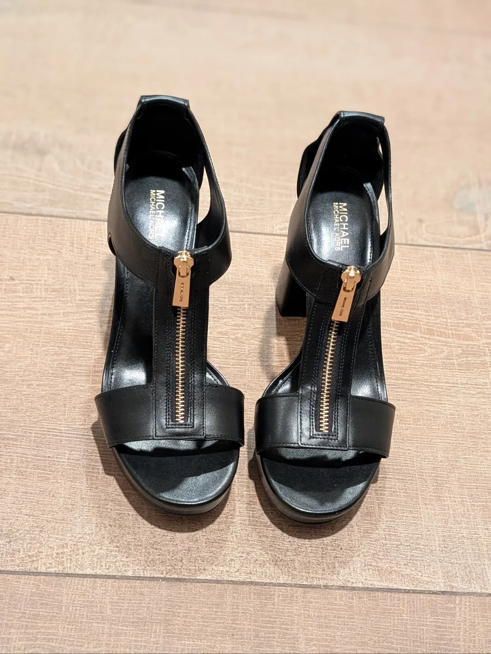 MICHAEL Michael Kors Women's Berkley Mid Platform T-Strap Sandals Size 8